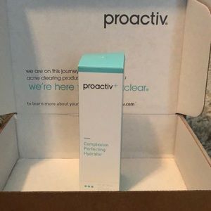 Proactive complexion perfecting Hydrator